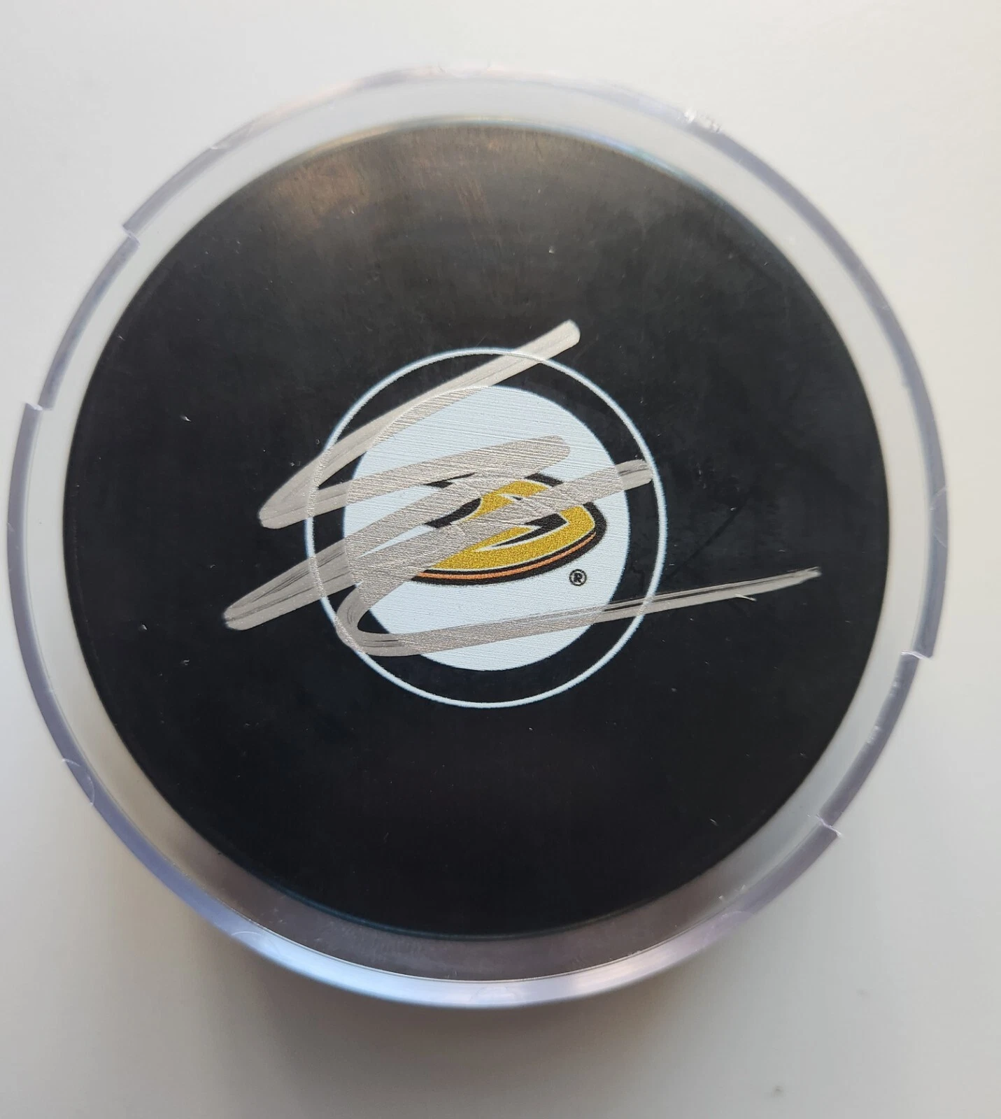 LEO CARLSSON SIGNED ANAHEIM DUCKS NHL PUCK YOUNG STAR AUTOGRAPHED