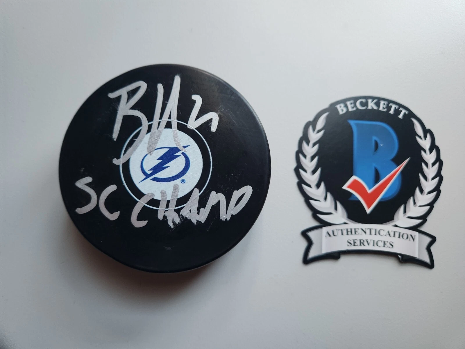 BRAYDEN POINT SIGNED STANLEY CUP CHAMPS PUCK TAMPA BAY LIGHTNING BECKETT BAS COA