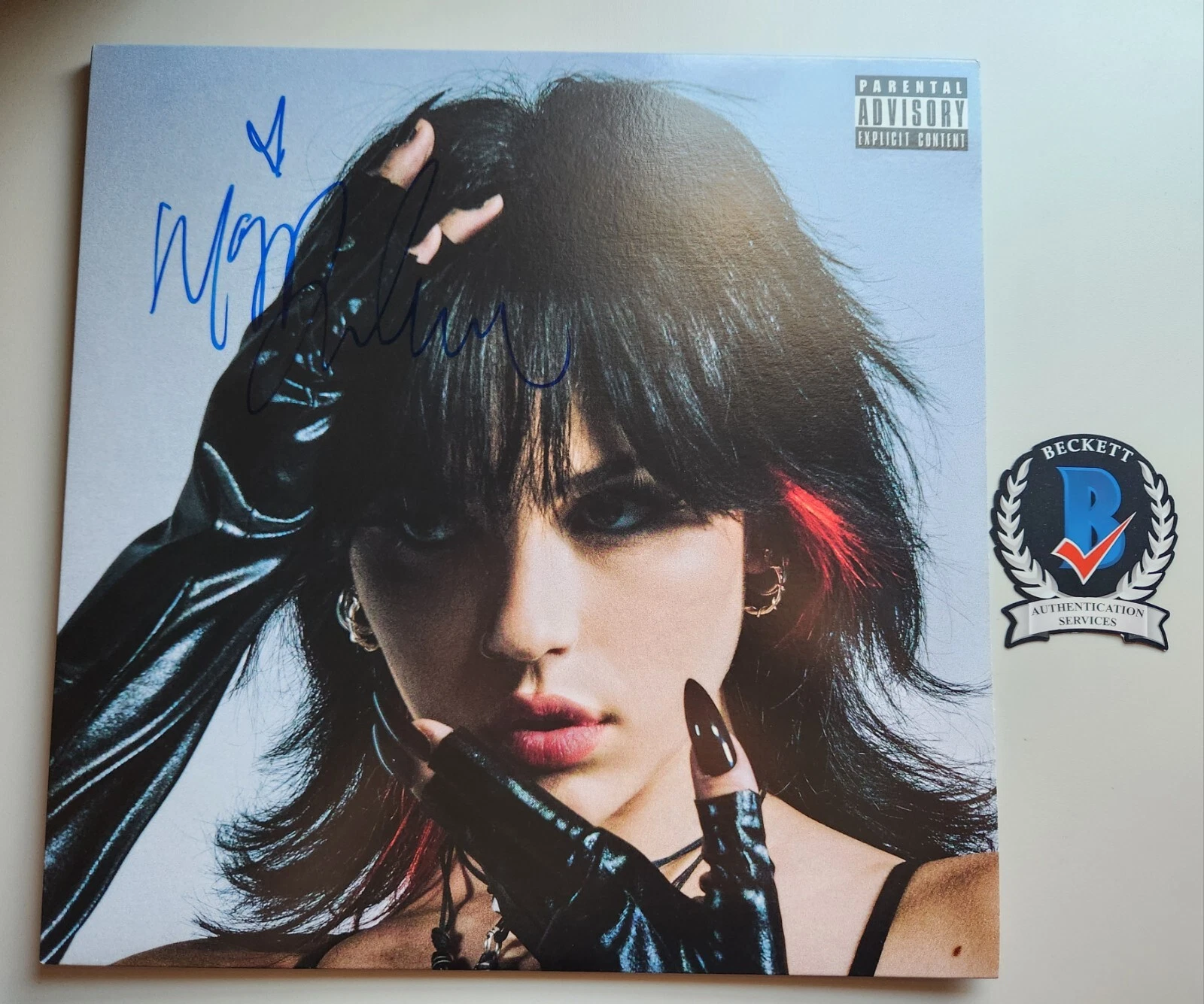 MAGGIE LINDEMANN SIGNED VINYL SLEEVE PARANOIA NEW STAR BECKETT BAS COA