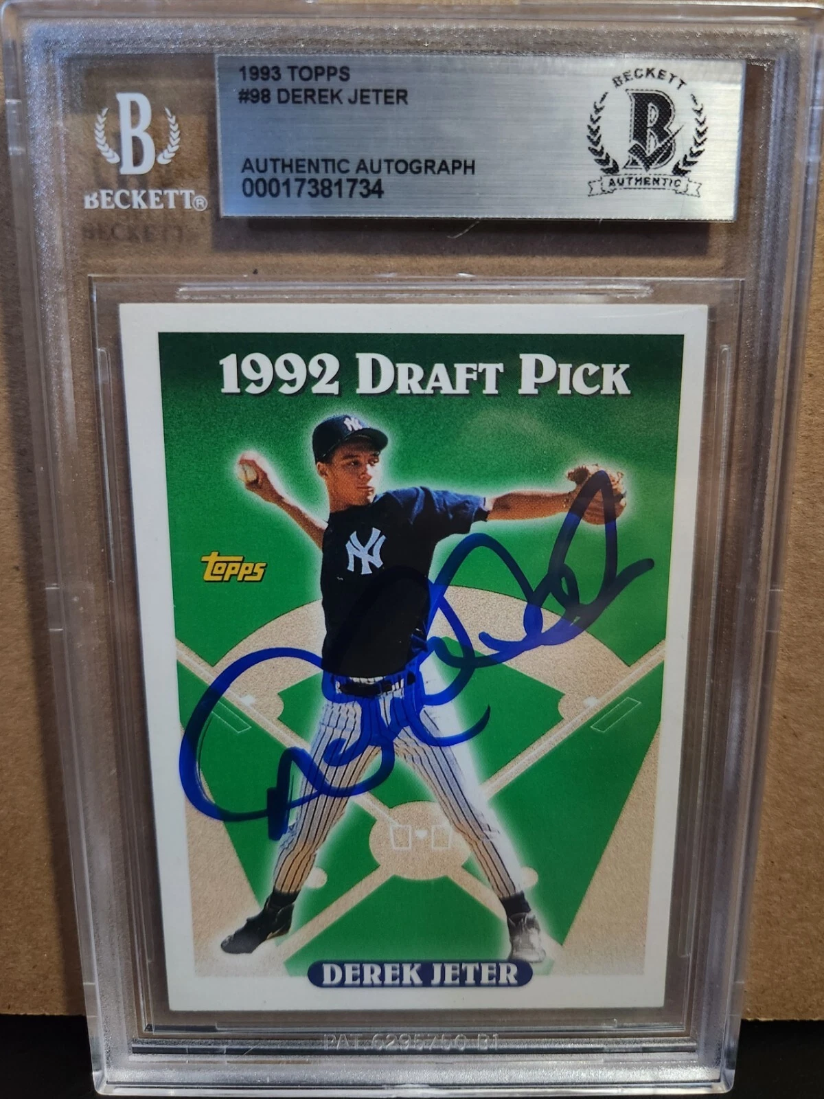 DEREK JETER SIGNED TOPPS ROOKIE CARD 1992 DRAFT CLASS YANKEES BECKETT BAS SLAB