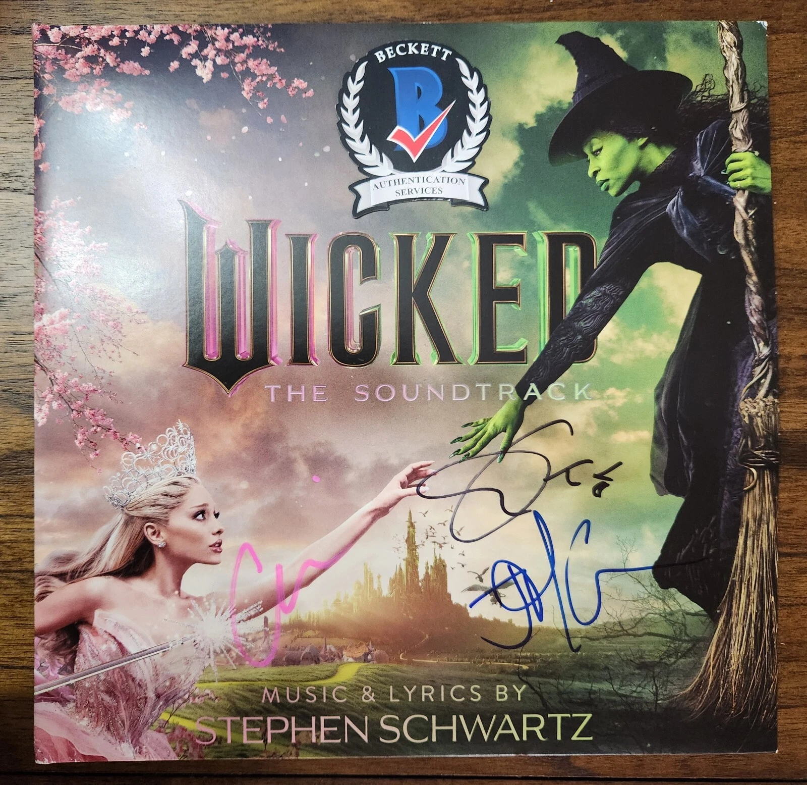 ARIANA GRANDE, ERIVO, CHU SIGNED WICKED VINYL LP GLINDA BECKETT BAS COA LOA