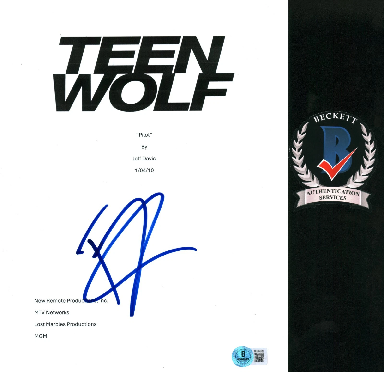 Tyler Posey Signed Teen Wolf Scott McCall Full Pilot Script Beckett COA