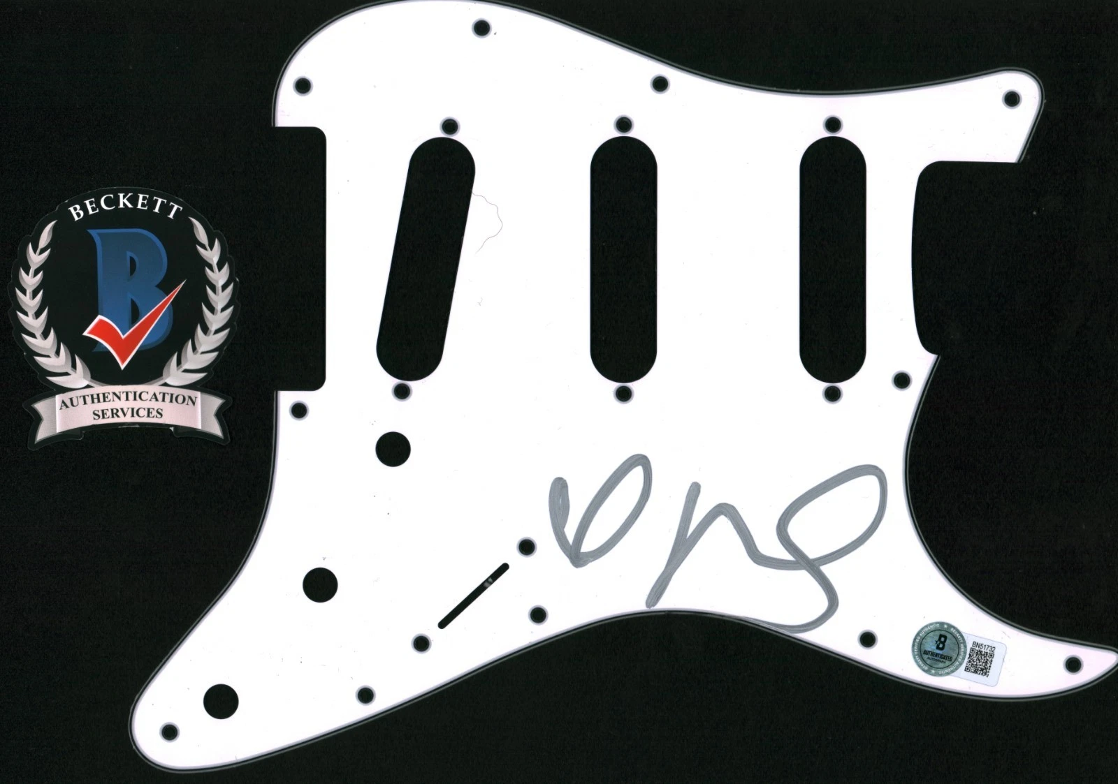 MILEY CYRUS SIGNED PICK GUARD STRAT GUITAR SEXY SINGER BANGERZ BAS COA
