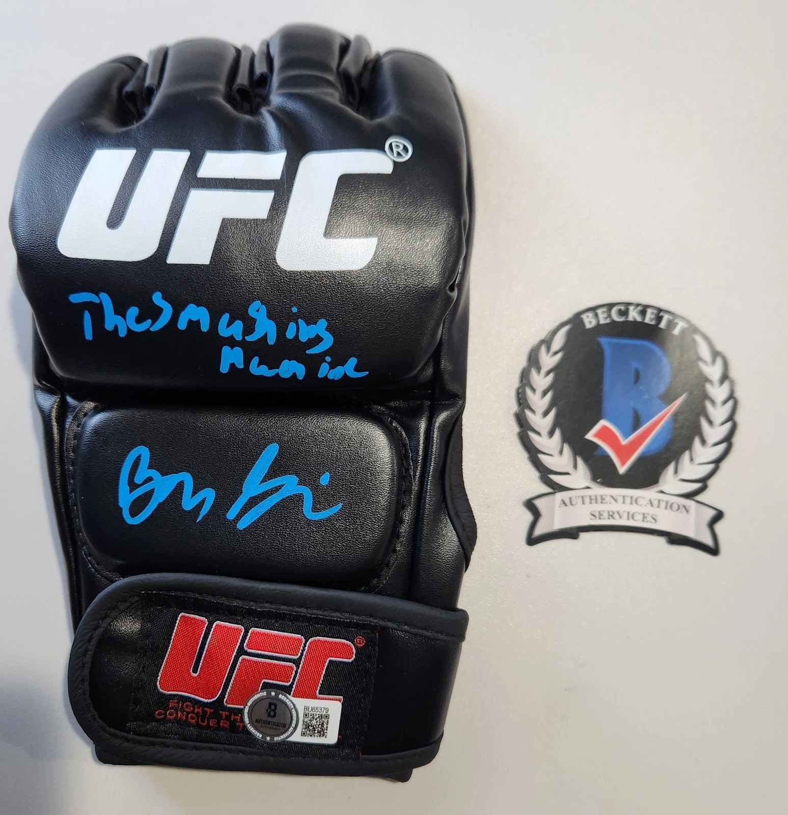 BENNY SAFDIE SIGNED UFC GLOVE INSC. “THE SMASHING MACHINE” FILM DIRECTOR COA