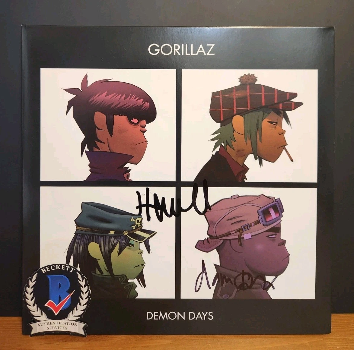 Jamie Hewlett Damon Albarn Signed The Gorillaz Demon Days Vinyl LP BAS COA