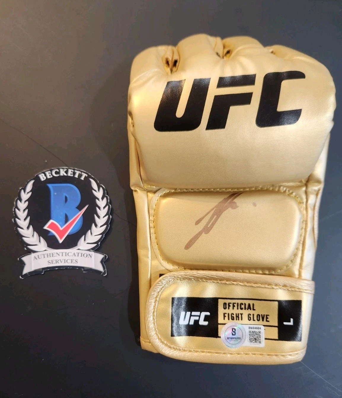Joshua Van Signed Autographed UFC Gold Glove Champion Fearless Beckett Coa BAS