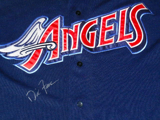 DAVID FREESE AUTOGRAPHED JERSEY (ANGELS) W/ PROOF!