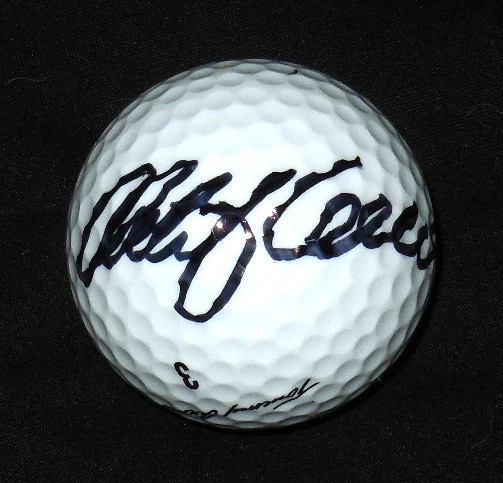 RETIEF GOOSEN AUTOGRAPHED GOLF BALL (PGA) W/ PROOF!