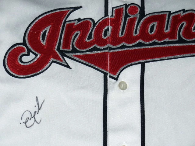 NICK SWISHER AUTOGRAPHED JERSEY (INDIANS) W/ PROOF!