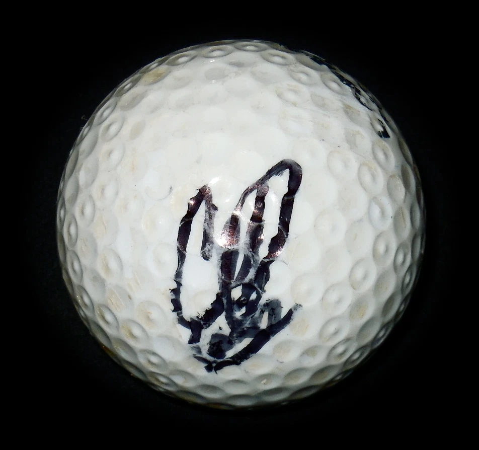 CHARLES HOWELL III AUTOGRAPHED USED GOLF BALL (PGA) W/ PROOF!
