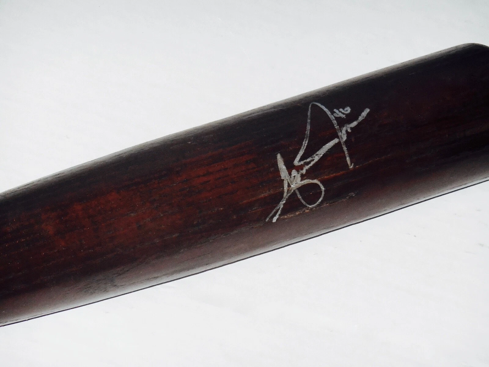 GARRETT JONES AUTOGRAPHED BAT (PITTSBURGH PIRATES) - Spring Training Used Bat!