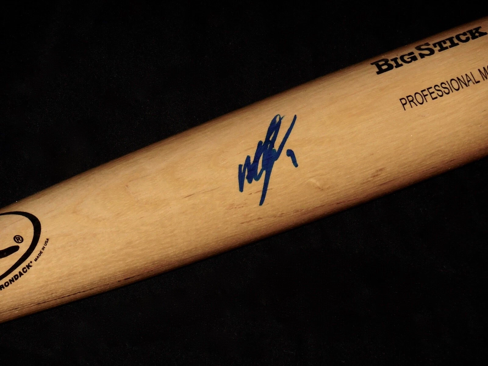 MIGUEL TEJADA AUTOGRAPHED RAWLINGS BAT (BALTIMORE ORIOLES) - W/ COA!