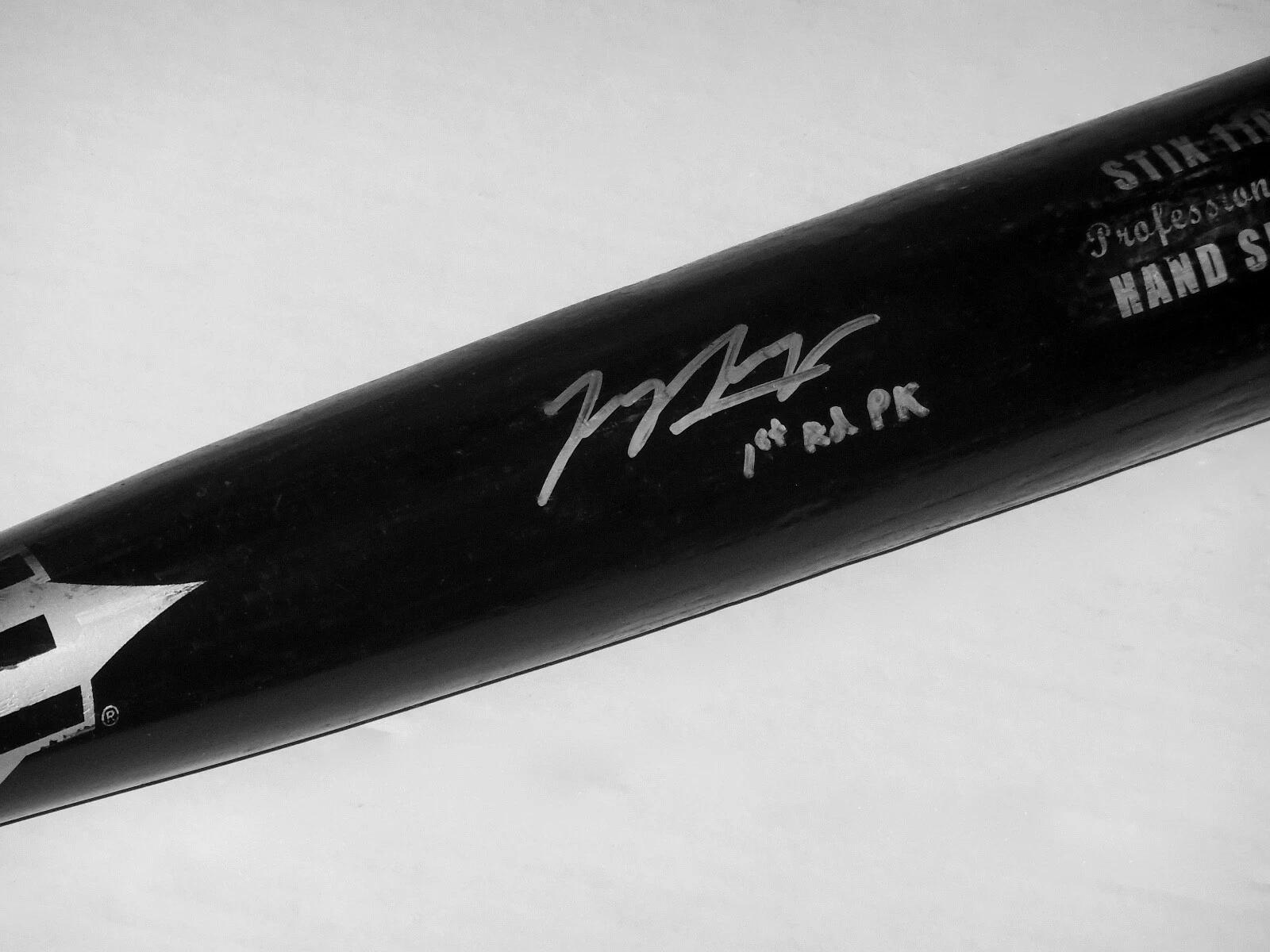 TAYLOR JUNGMANN AUTOGRAPHED BAT (YOMIURI GIANTS) - Spring Training Used Bat!