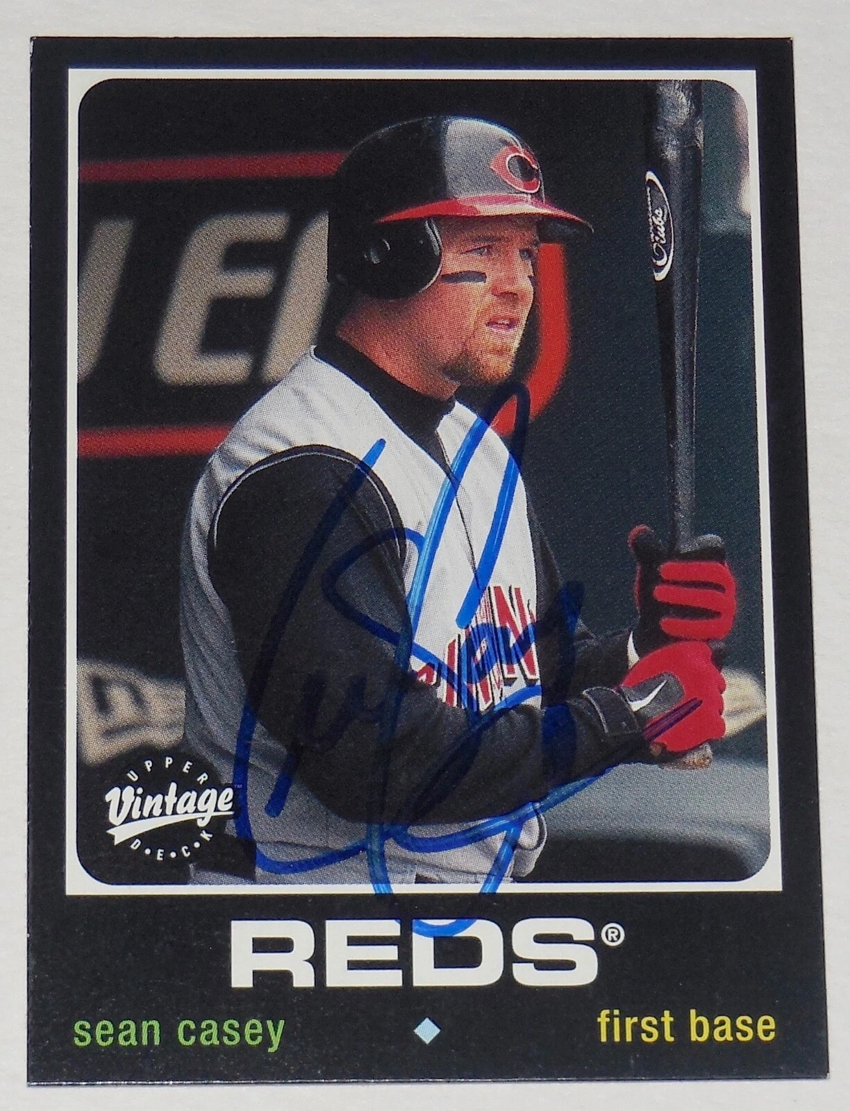 SEAN CASEY 2002 UPPER DECK VINTAGE AUTOGRAPHED BASEBALL CARD (CINCINNATI REDS)