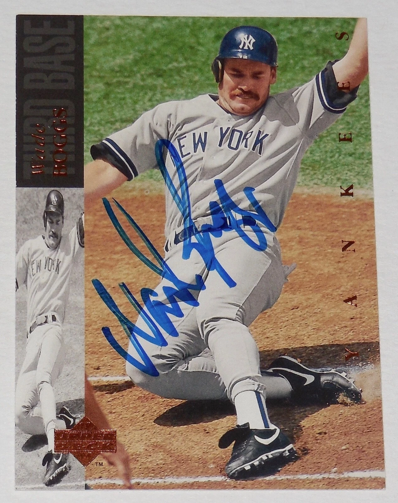 WADE BOGGS 1994 UPPER DECK AUTOGRAPHED BASEBALL CARD (NEW YORK YANKEES)