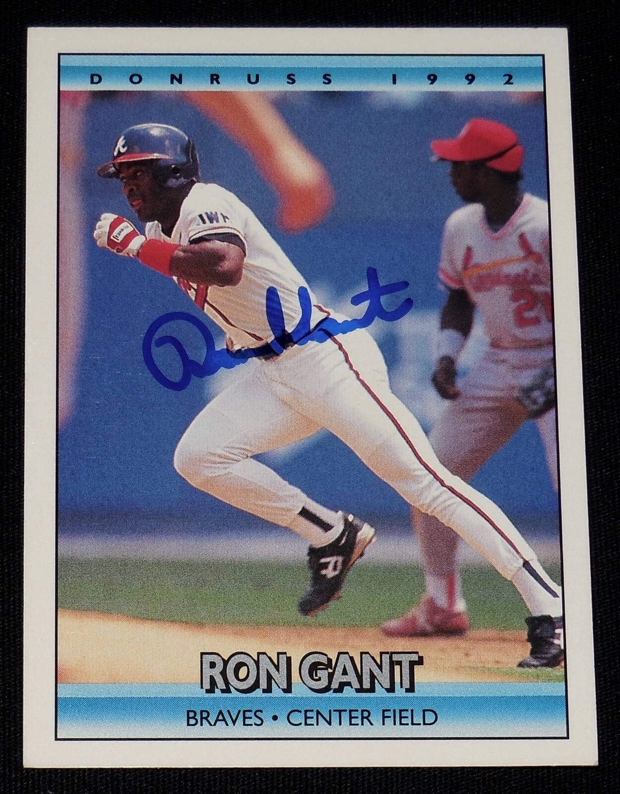 RON GANT 1992 DONRUSS AUTOGRAPHED BASEBALL CARD (ATLANTA BRAVES)