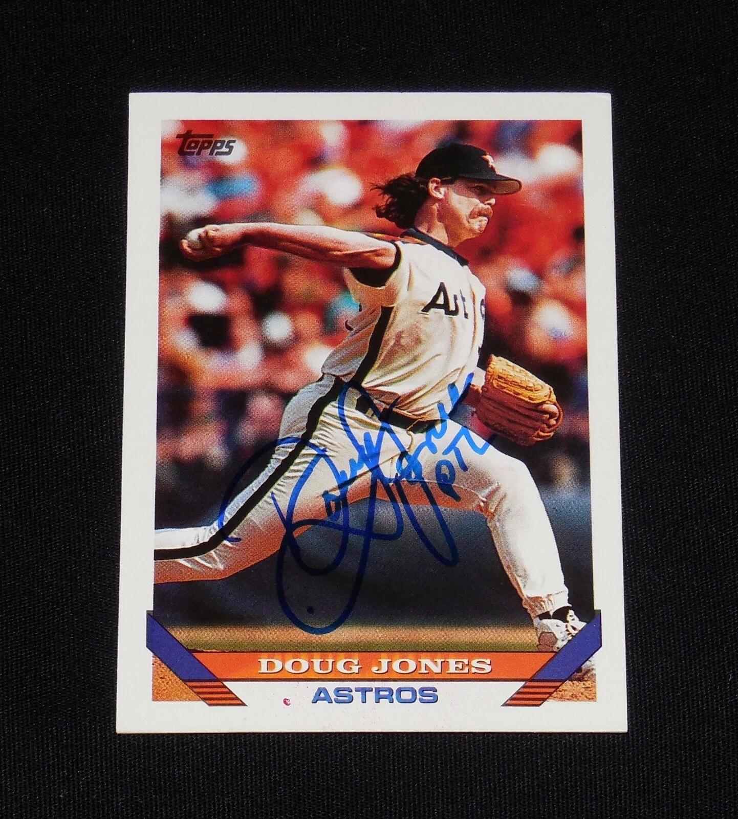 DOUG JONES 1993 TOPPS AUTOGRAPHED BASEBALL CARD (HOUSTON ASTROS)