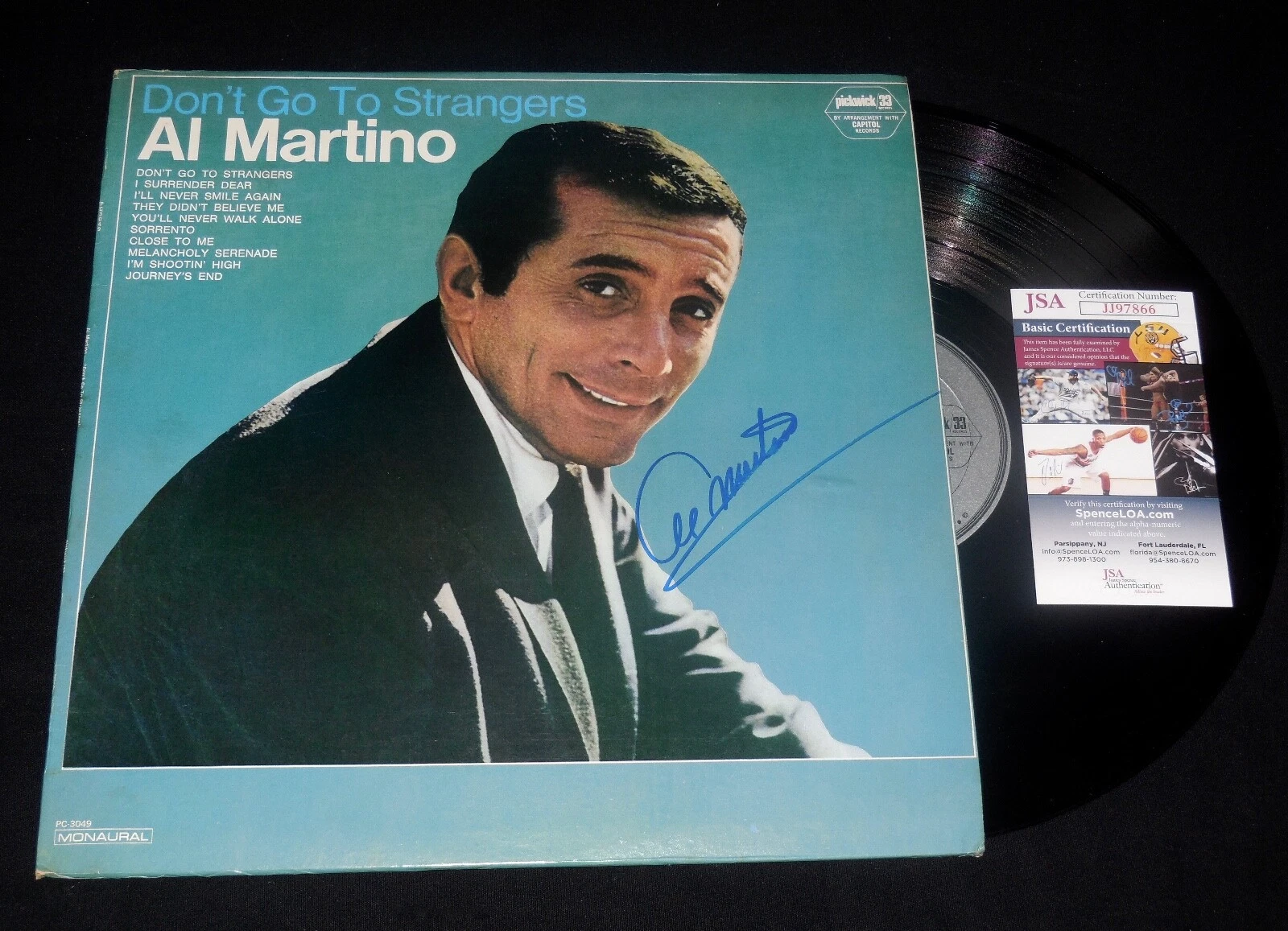 AL MARTINO AUTOGRAPHED RECORD ALBUM (DON'T GO TO STRANGERS) - JSA COA!
