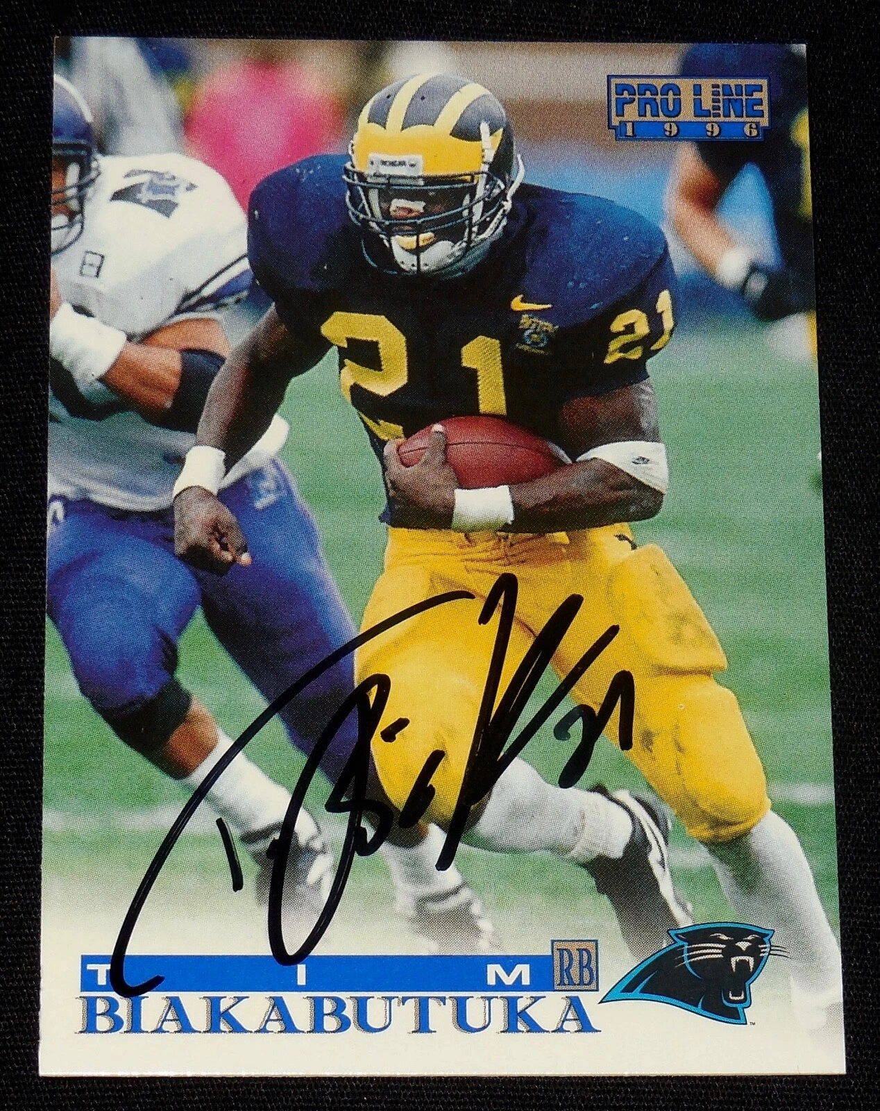 TIM BIAKABUTUKA AUTOGRAPHED 1996 PRO LINE ROOKIE FOOTBALL CARD (PANTHERS)