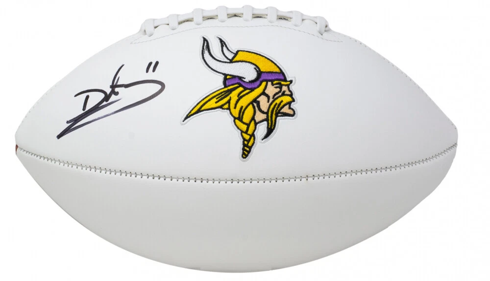 DAUNTE CULPEPPER AUTOGRAPHED FOOTBALL (MINNESOTA VIKINGS) - JSA COA!