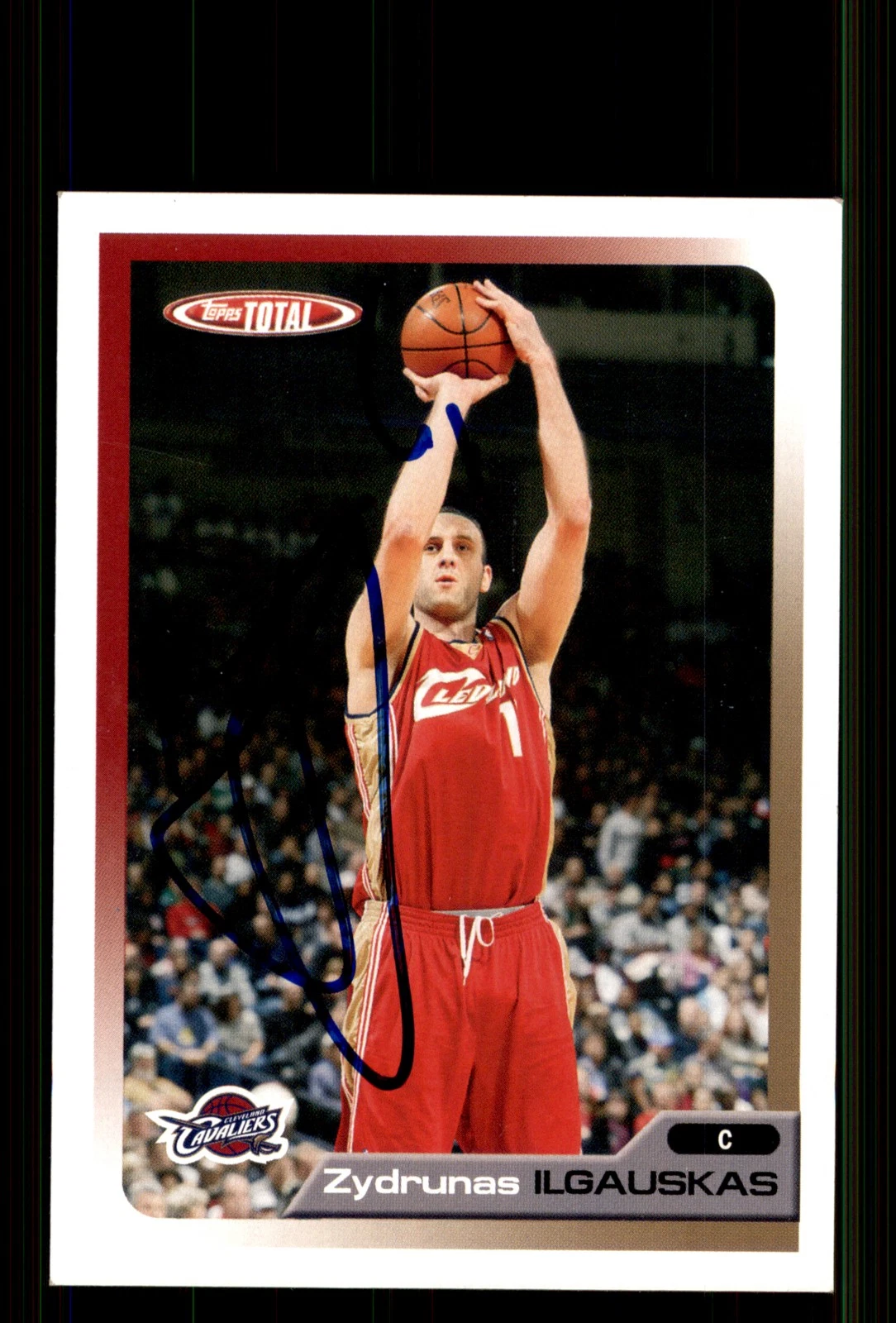 Signed Basketball Card Auto Zydrunas Ilgauskas 2005-06 Topps Total #30 Cavaliers