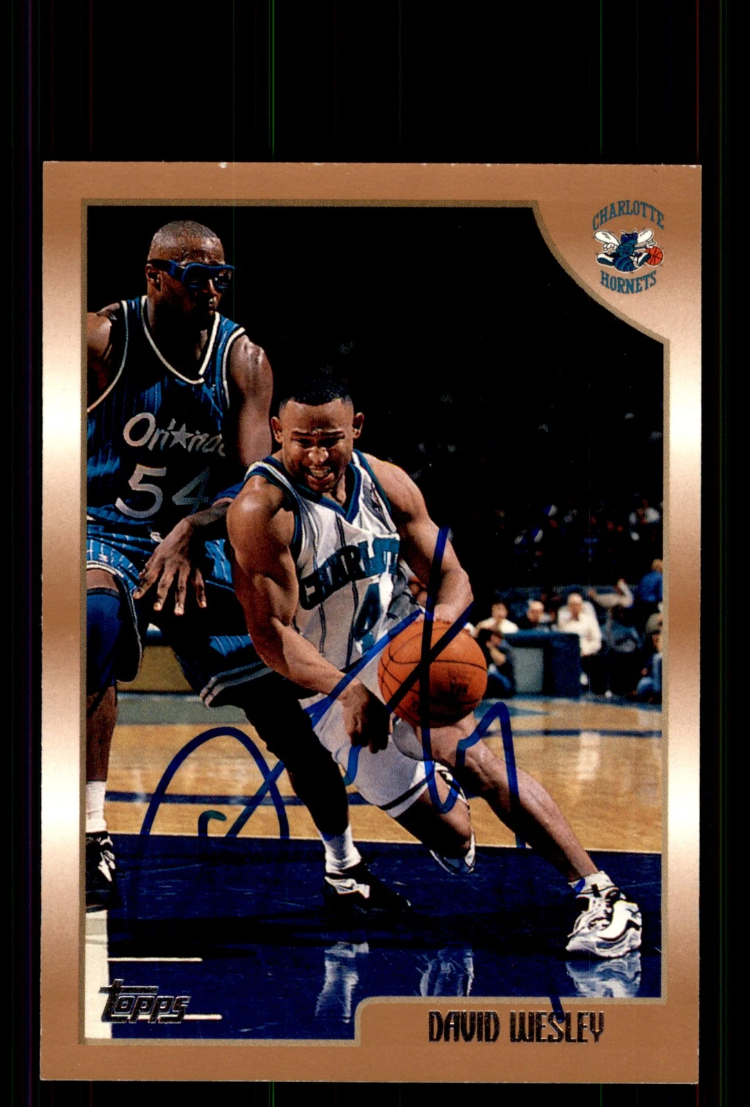 Signed Basketball Card Auto David Wesley 1998-99 Topps #215 Charlotte Hornets