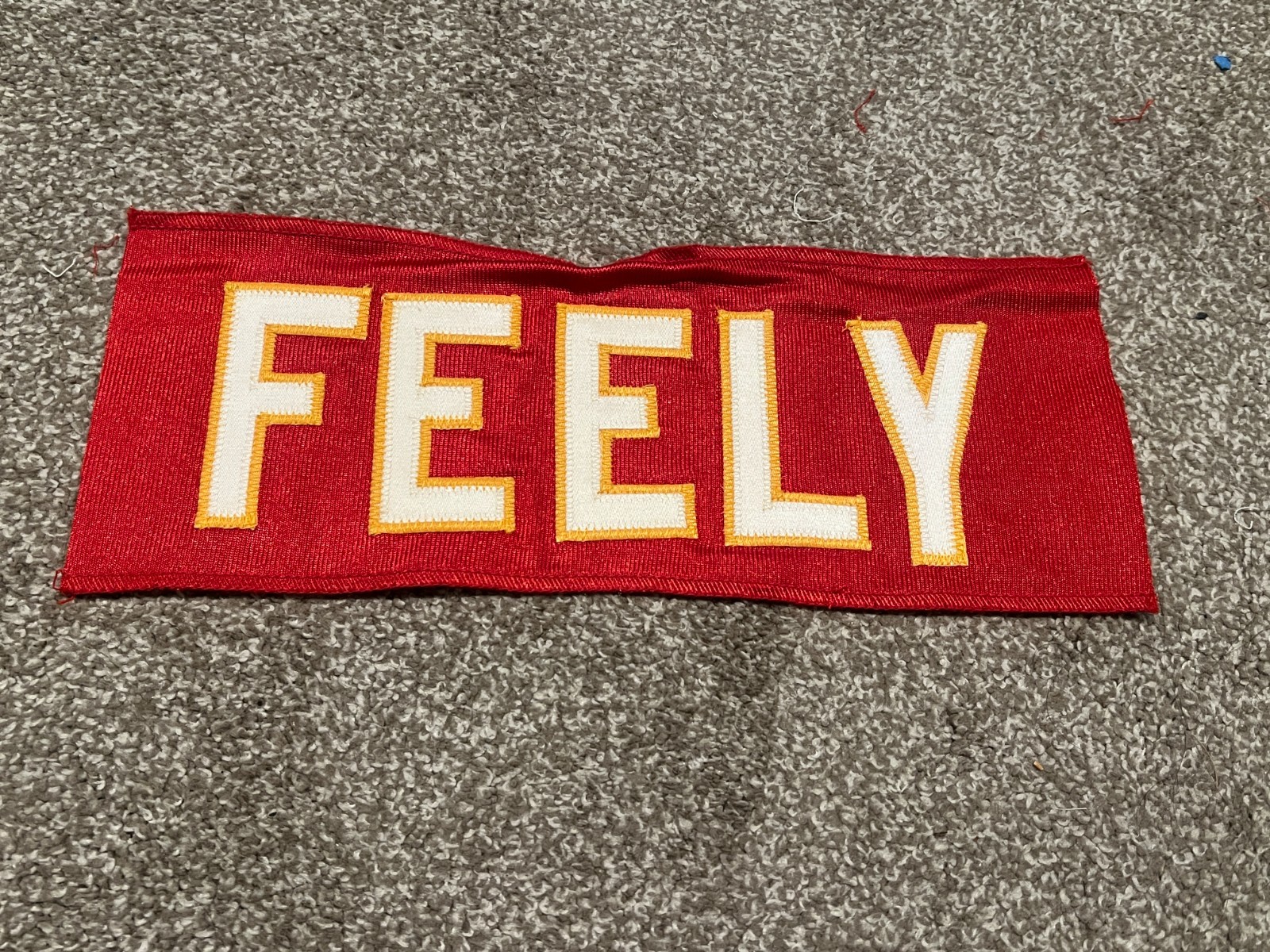 KANSAS CITY CHIEFS GAME USED ? TEAM ISSUED JERSEY NAMEPLATE FOOTBALL JAY FEELY