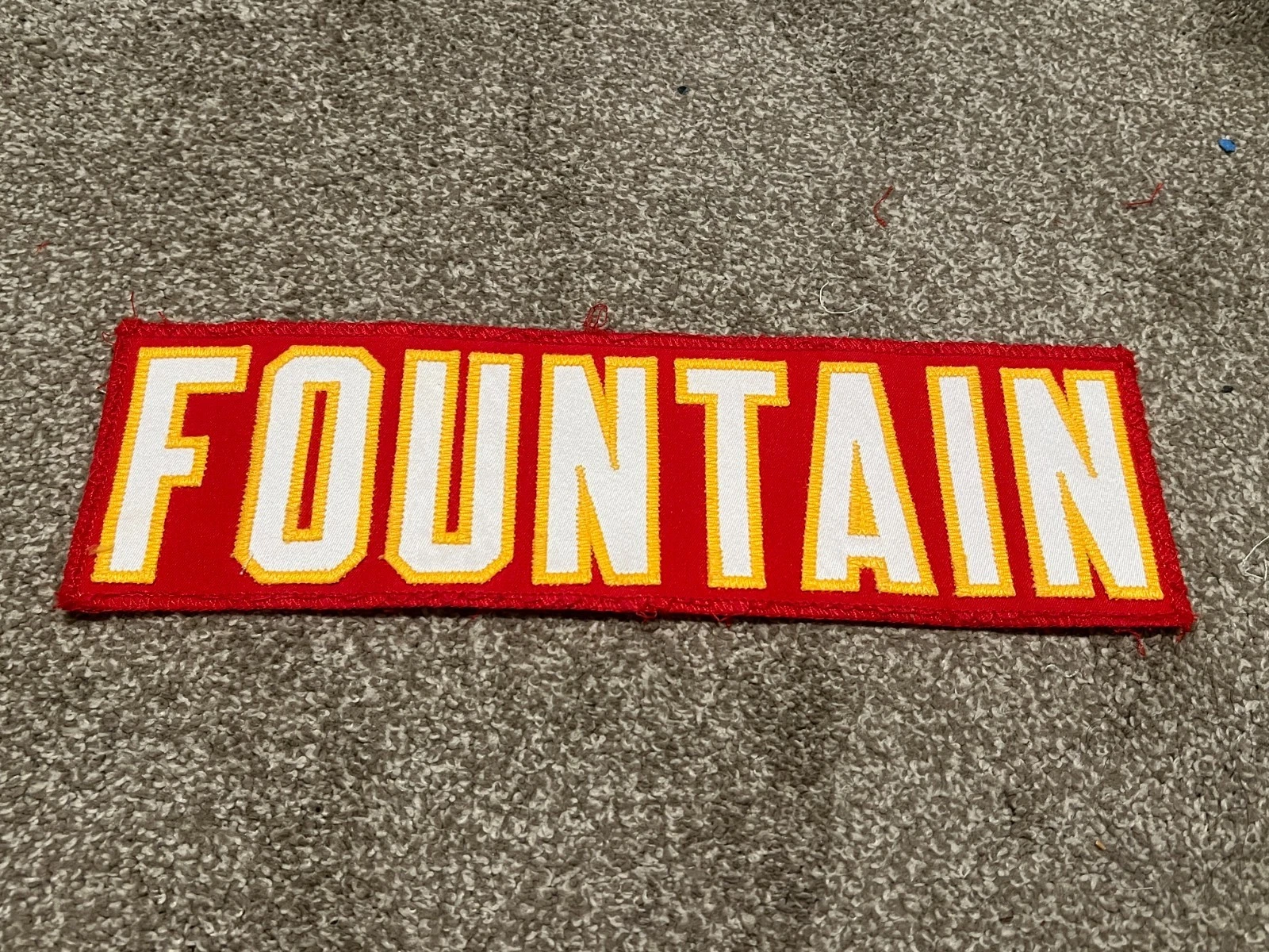 KANSAS CITY CHIEFS GAME USED ? TEAM ISSUED JERSEY NAMEPLATE DAURICE YOUNG UNI