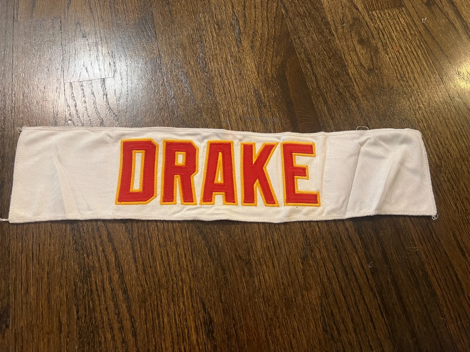 KANSAS CITY CHIEFS GAME USED ? TEAM ISSUED JERSEY NAMEPLATE NFL DRAKE