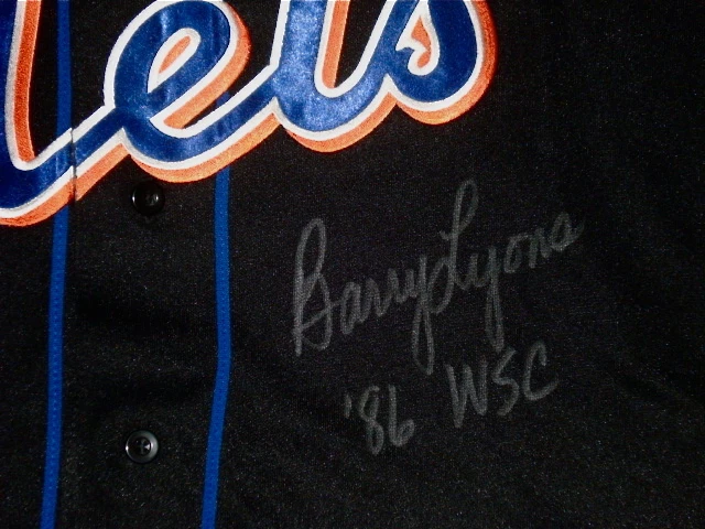 BARRY LYONS AUTOGRAPHED JERSEY (1986 METS) W/ PROOF!
