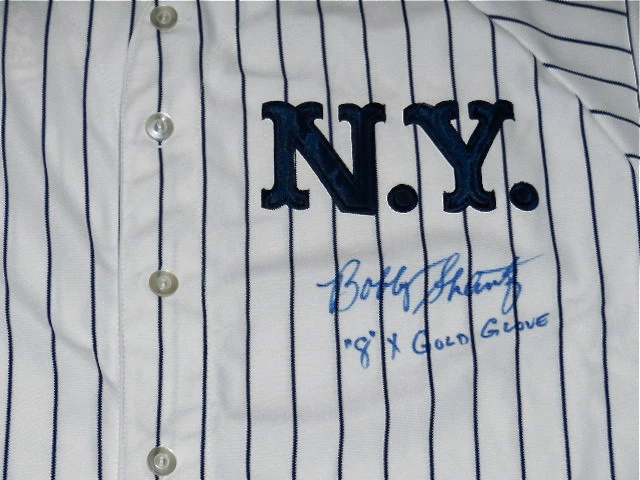 BOBBY SHANTZ AUTOGRAPHED JERSEY (YANKEES) W/ PROOF!