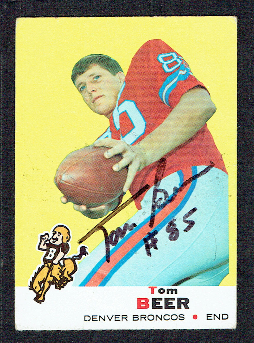 Tom Beer #18 signed autograph auto 1969 Toops Football Trading Card