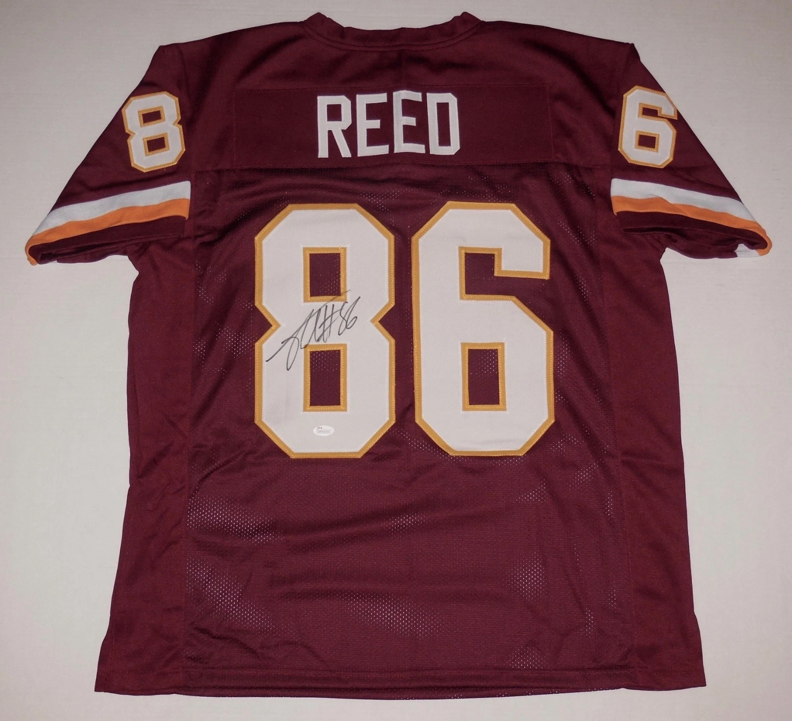 JORDAN REED AUTOGRAPHED CUSTOM JERSEY (WASHINGTON REDSKINS) - JSA COA!