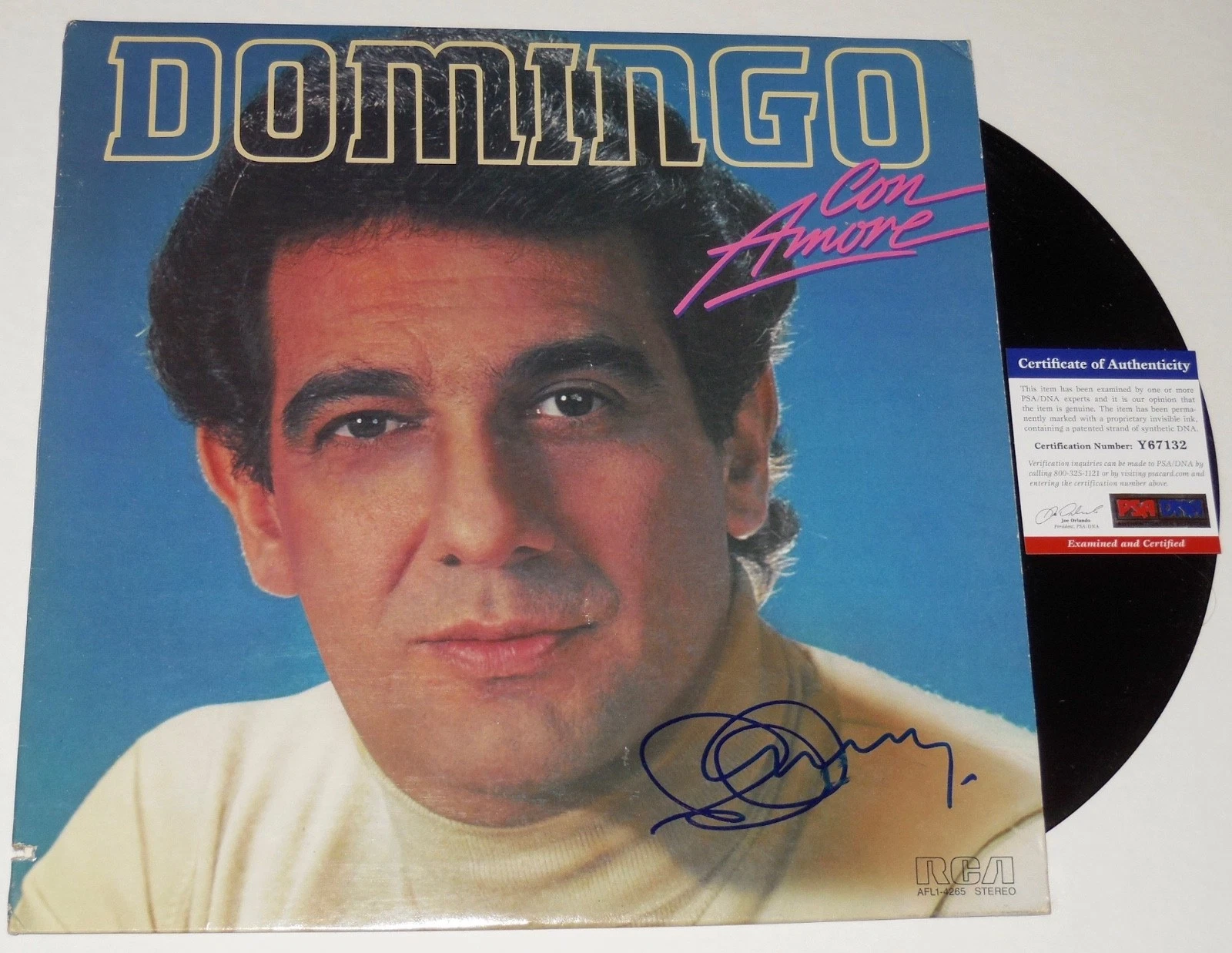 PLACIDO DOMINGO AUTOGRAPHED ALBUM COVER (CON AMORE) - PSA DNA!