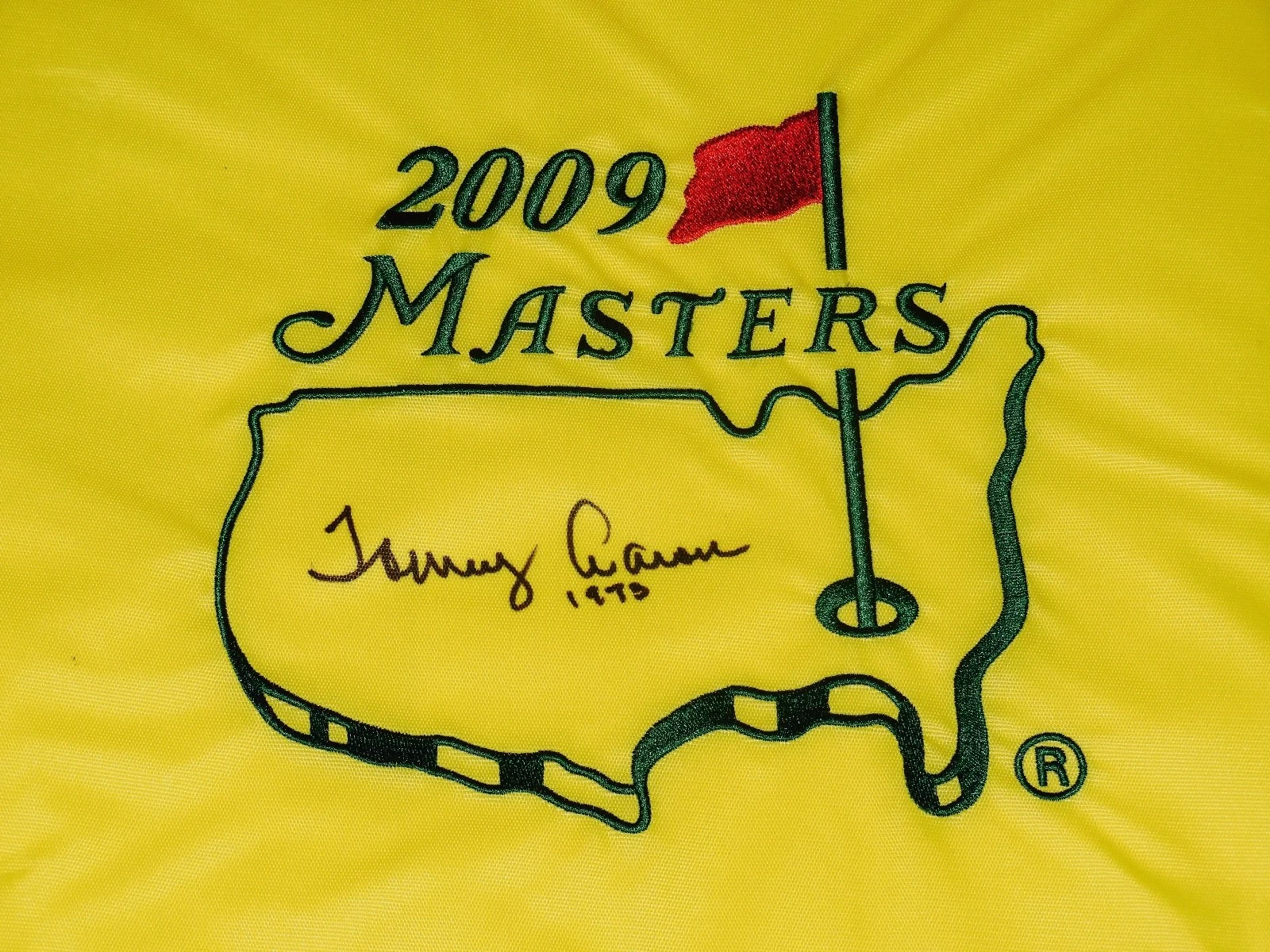 TOMMY AARON AUTOGRAPHED MASTERS GOLF FLAG (1973 WINNER) - W/ COA!