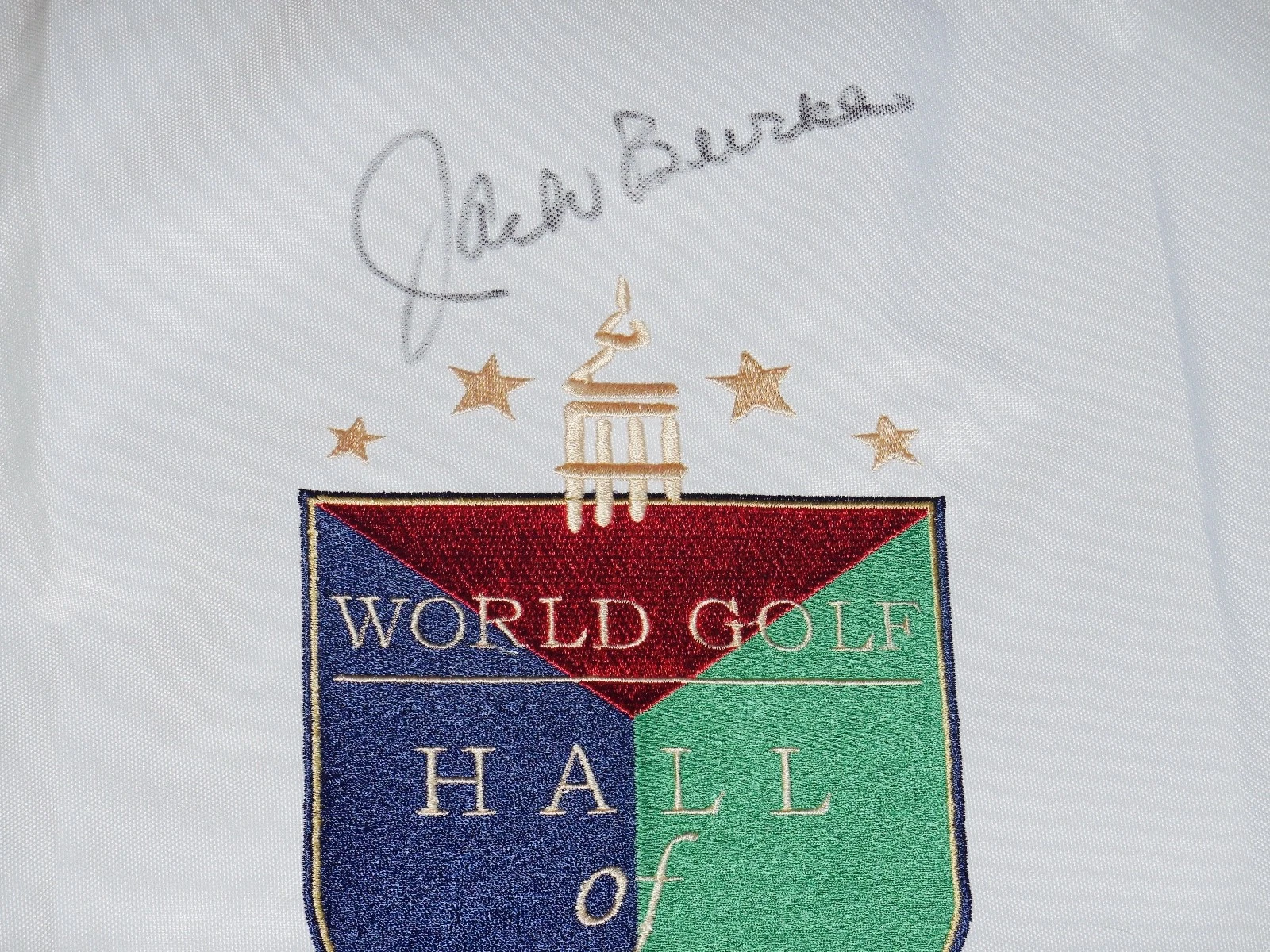 JACK BURKE AUTOGRAPHED WORLD HALL OF FAME GOLF FLAG (2000 HOF) - W/ COA!