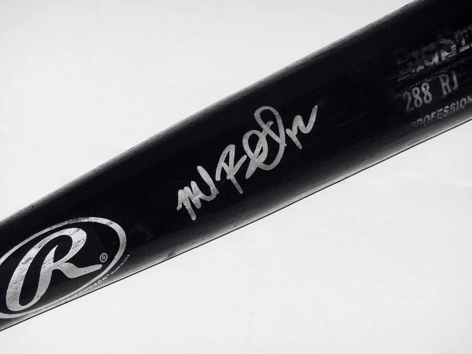 MARK REYNOLDS AUTOGRAPHED BAT (COLORADO ROCKIES) - Spring Training Used Bat!