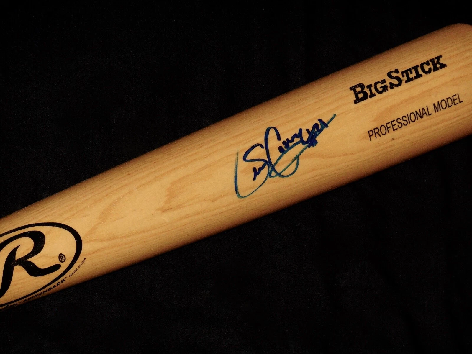 SEAN CASEY AUTOGRAPHED RAWLINGS BAT (CINCINNATI REDS) - W/ COA!