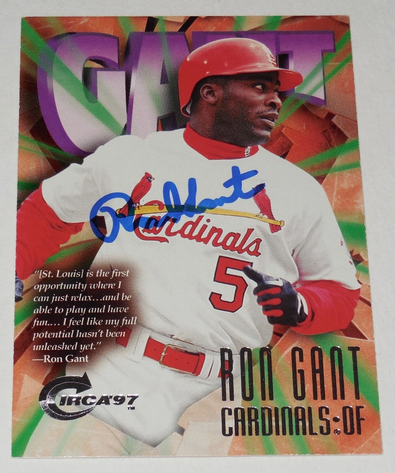 RON GANT 1997 CIRCA AUTOGRAPHED BASEBALL CARD (ST. LOUIS CARDINALS)