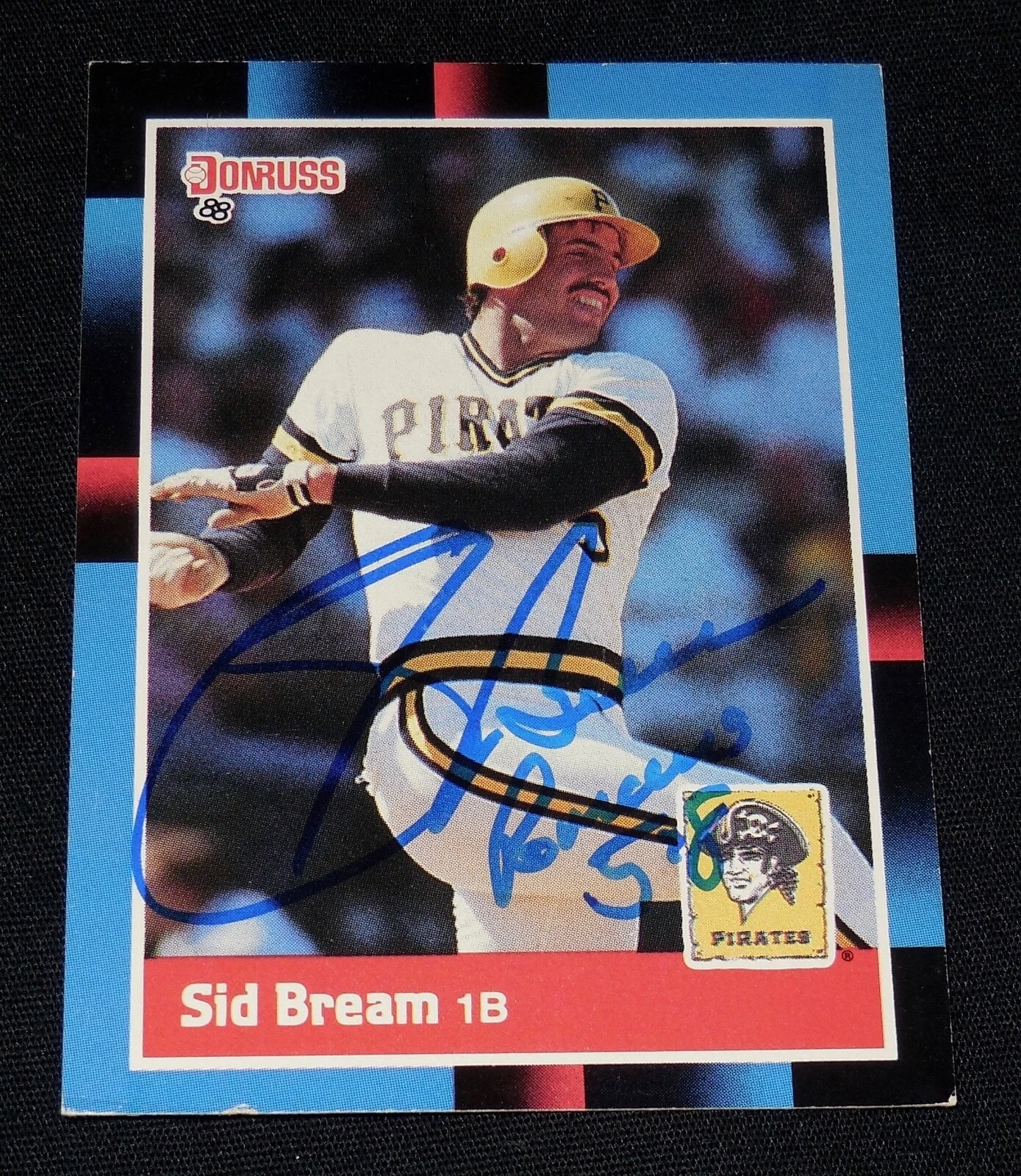 SID BREAM 1988 DONRUSS AUTOGRAPHED BASEBALL CARD (PITTSBURGH PIRATES)