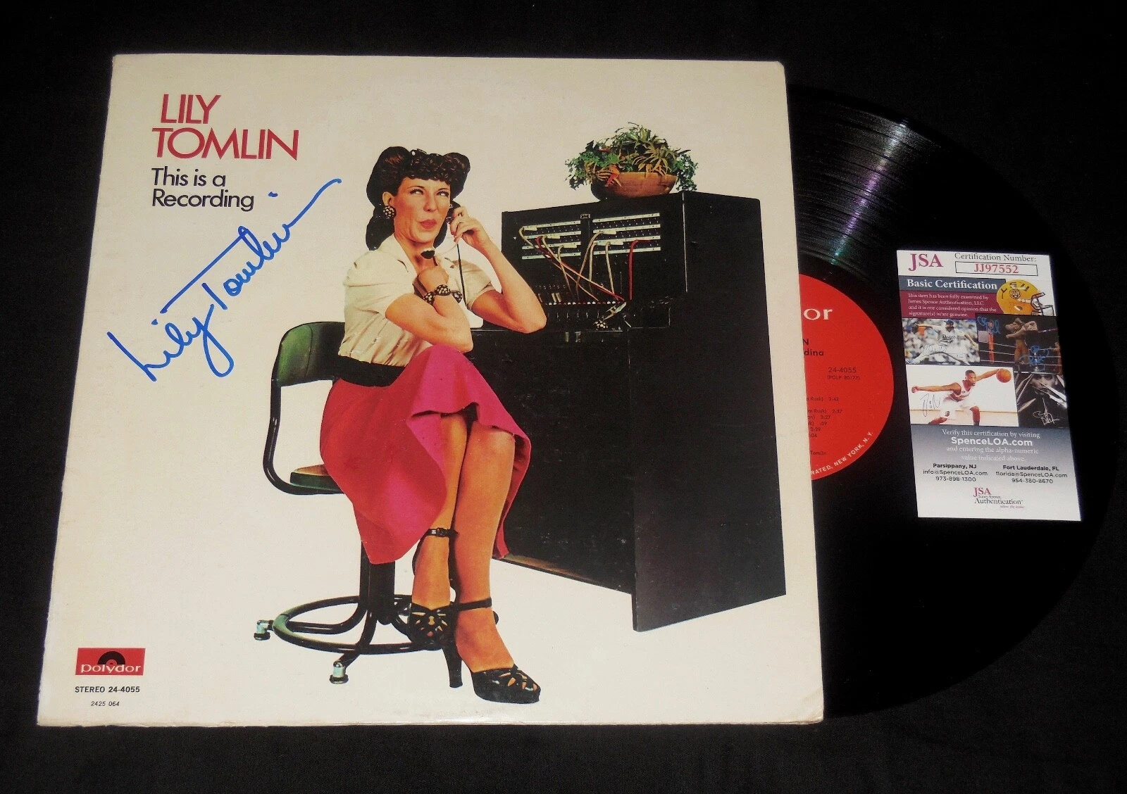 LILY TOMLIN AUTOGRAPHED VINYL RECORD ALBUM (THIS IS A RECORDING) - JSA COA!