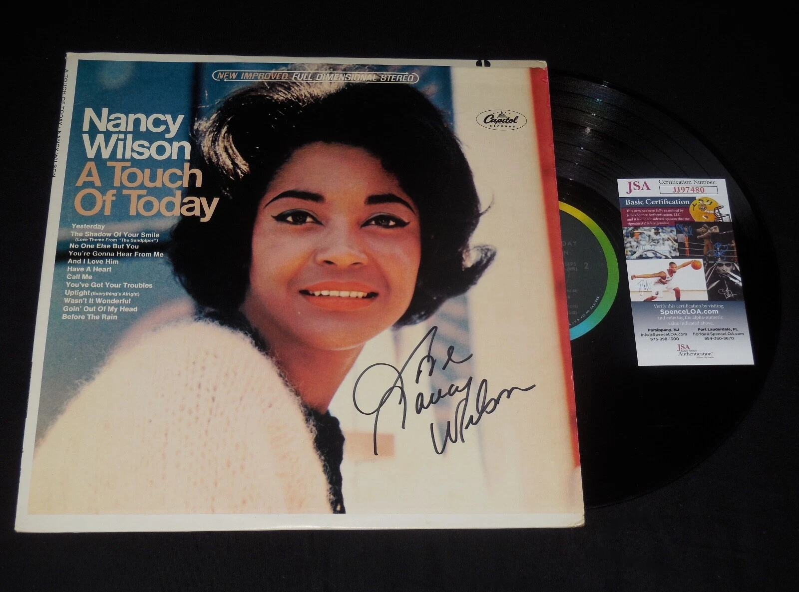 NANCY WILSON AUTOGRAPHED VINYL RECORD ALBUM (A TOUCH OF TODAY) - JSA COA!