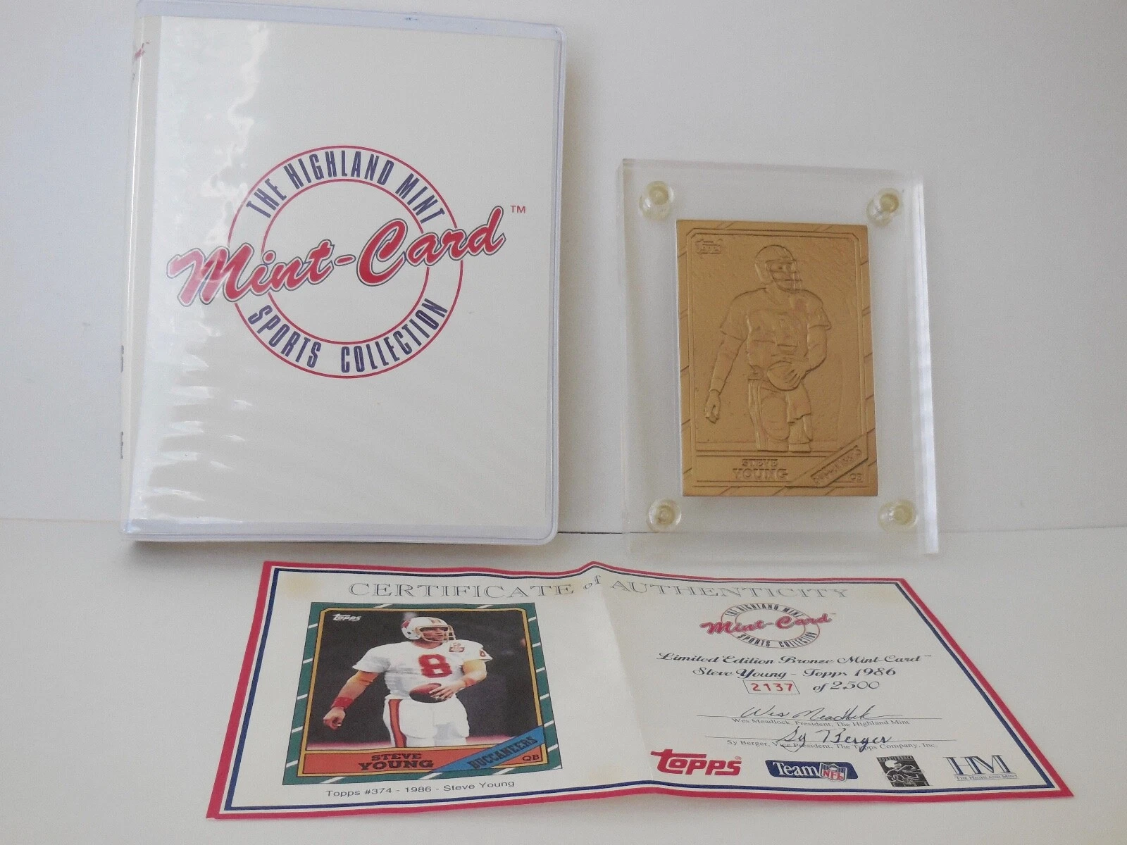 1986 TOPPS STEVE YOUNG BRONZE FOOTBALL ROOKIE CARD - HIGHLAND MINT - #2137/2500!