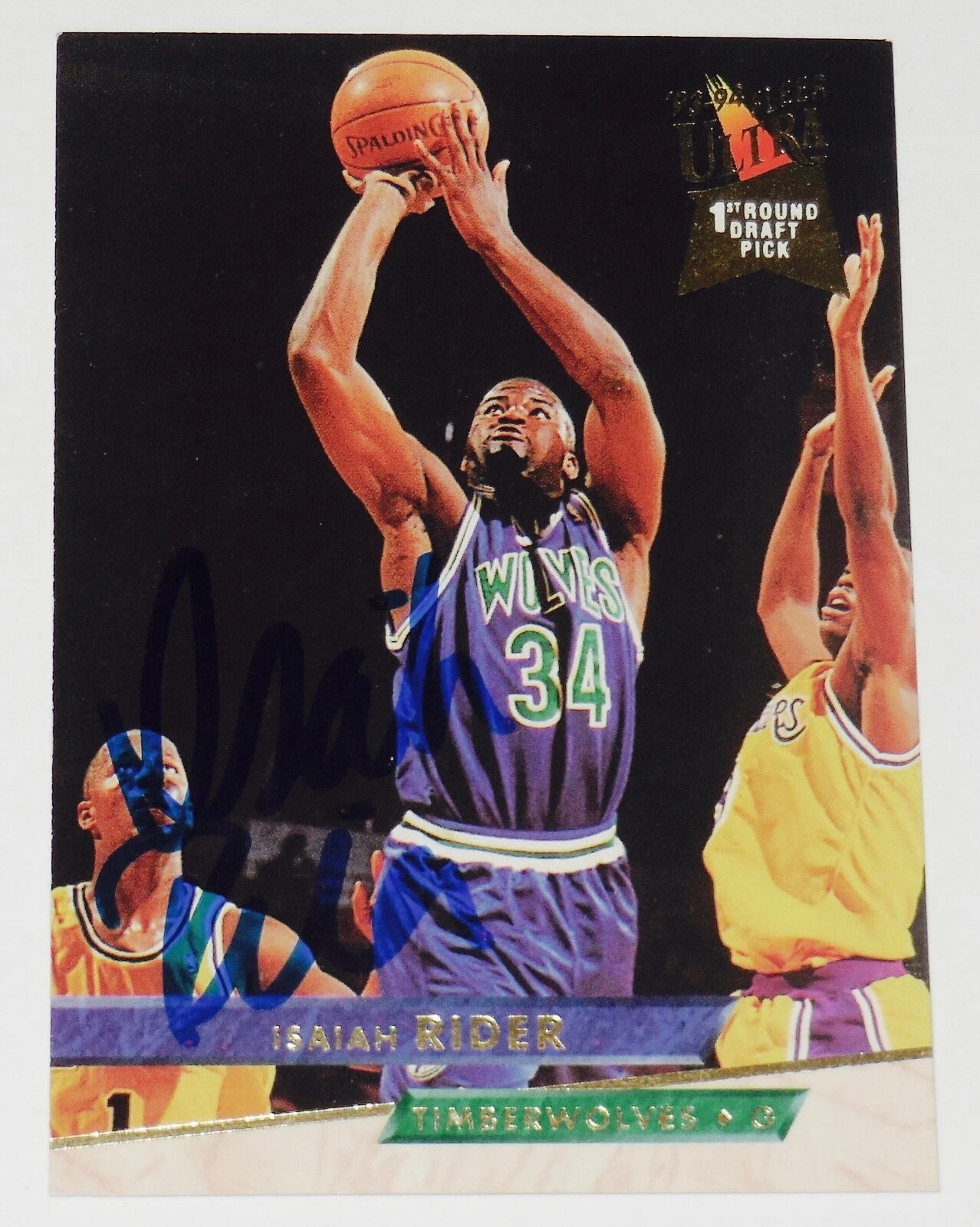 ISAIAH RIDER 1993-1994 FLEER ULTRA AUTOGRAPHED ROOKIE BASKETBALL CARD (WOLVES)