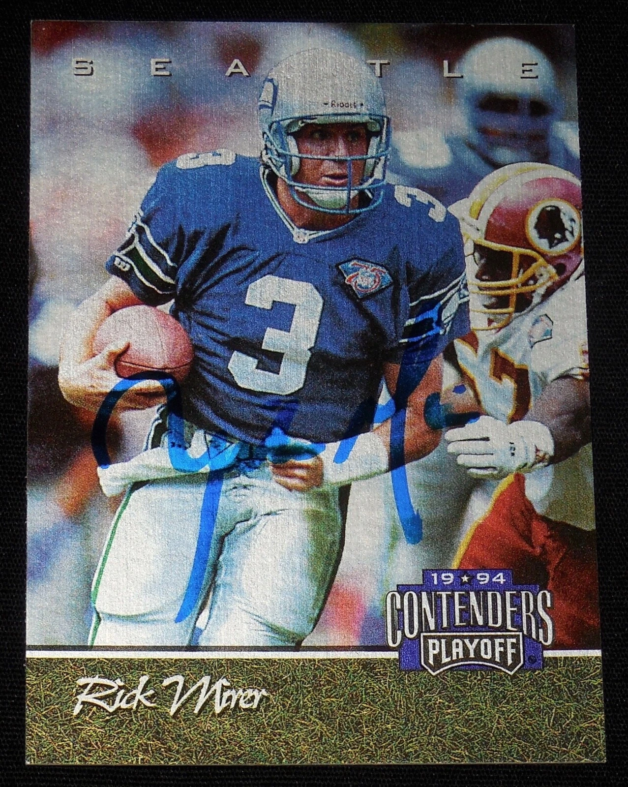 RICK MIRER AUTOGRAPHED 1994 PLAYOFF CONTENDERS FOOTBALL CARD (SEATTLE SEAHAWKS)