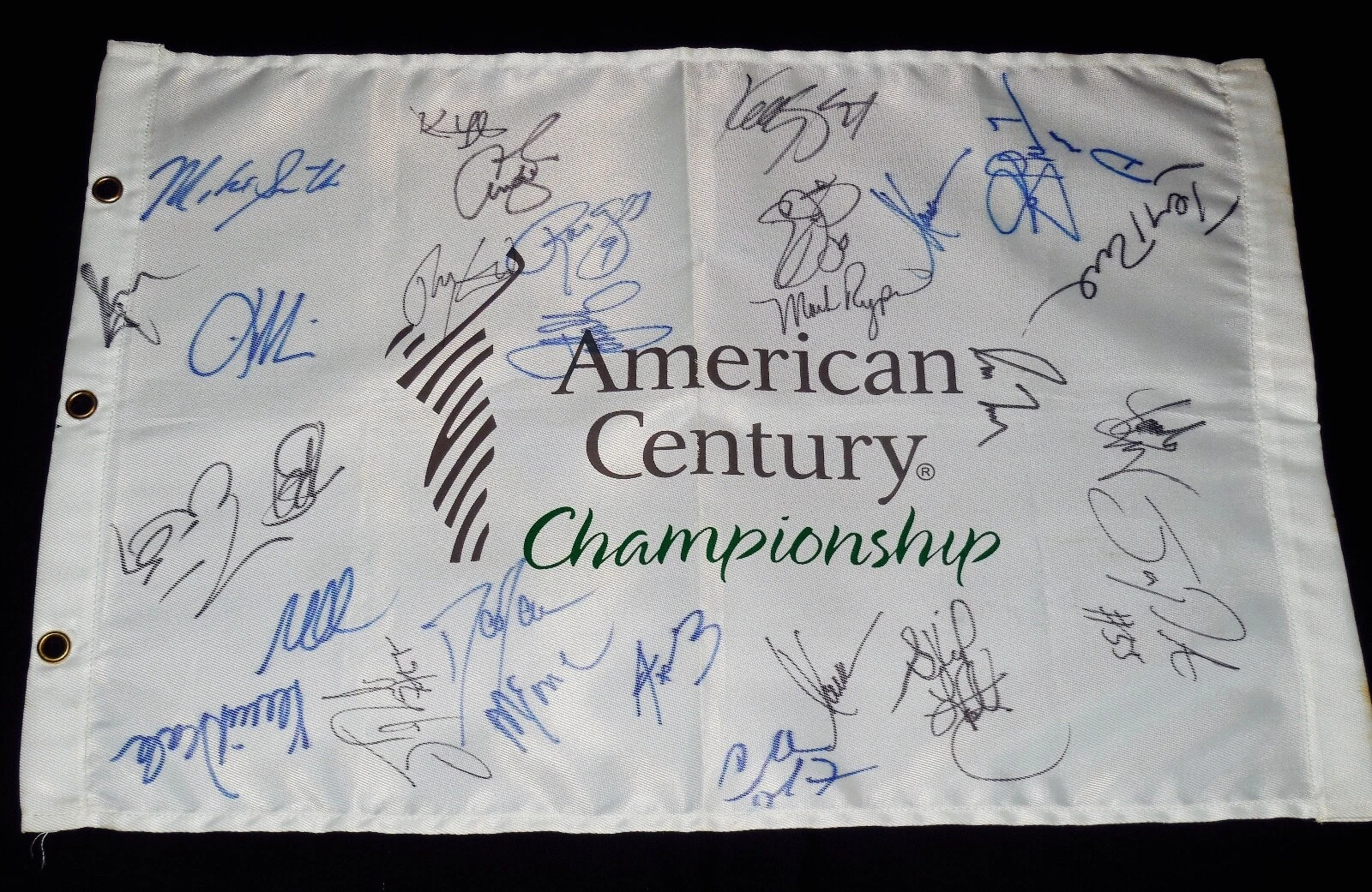 CELEBRITY GOLF AUTOGRAPHED FLAG (29 SIGS) Aaron Rogers, Emmitt Smith, Jerry Rice