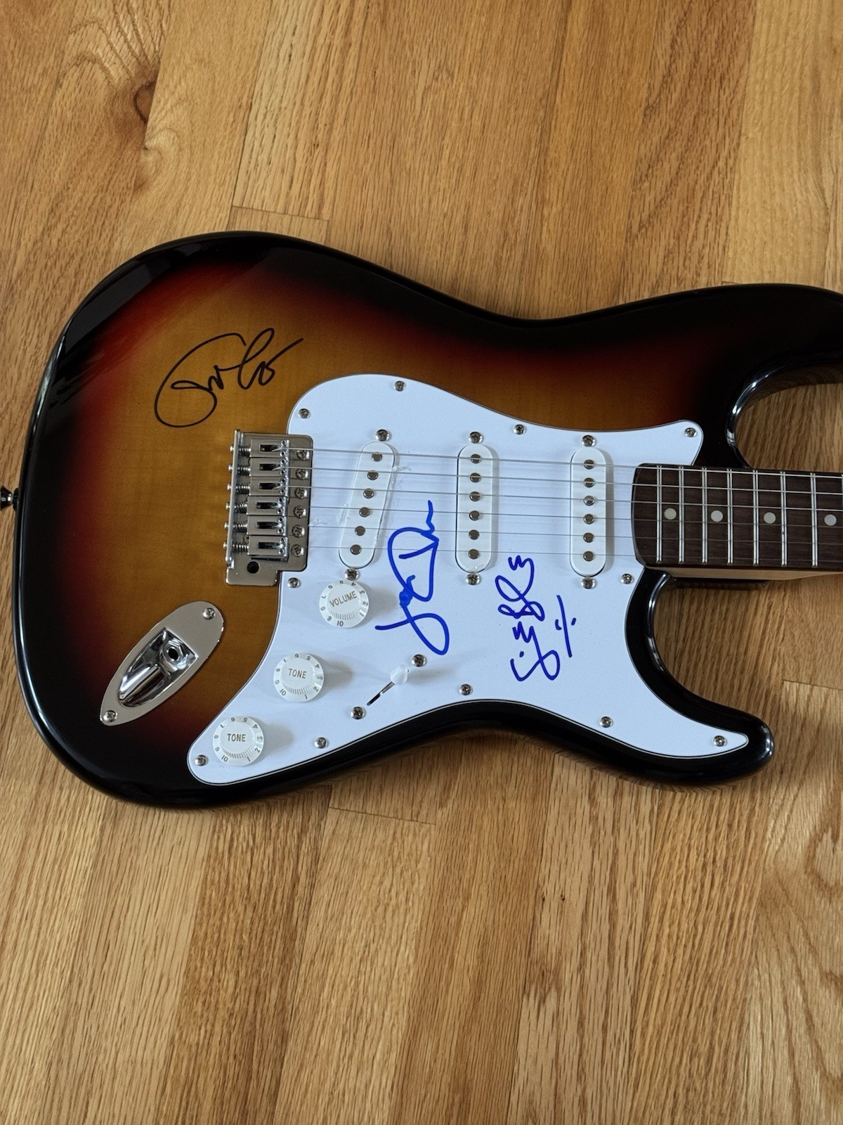 Awesome Cream Eric Clapton Baker Bruce Signed Stratocaster Sunburst Guitar JSA