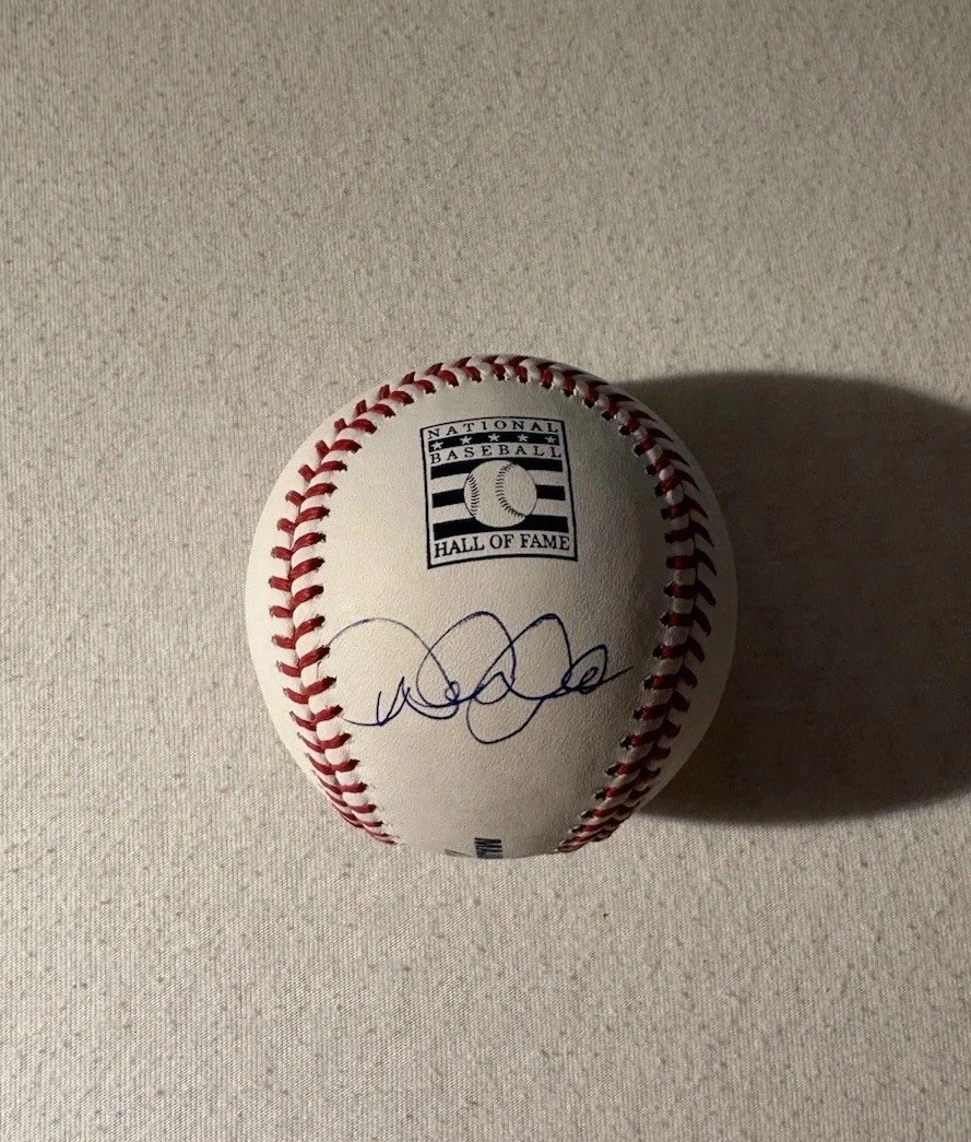 Derek Jeter New York Yankees Signed Hall of Fame MLB Baseball Beckett LOA