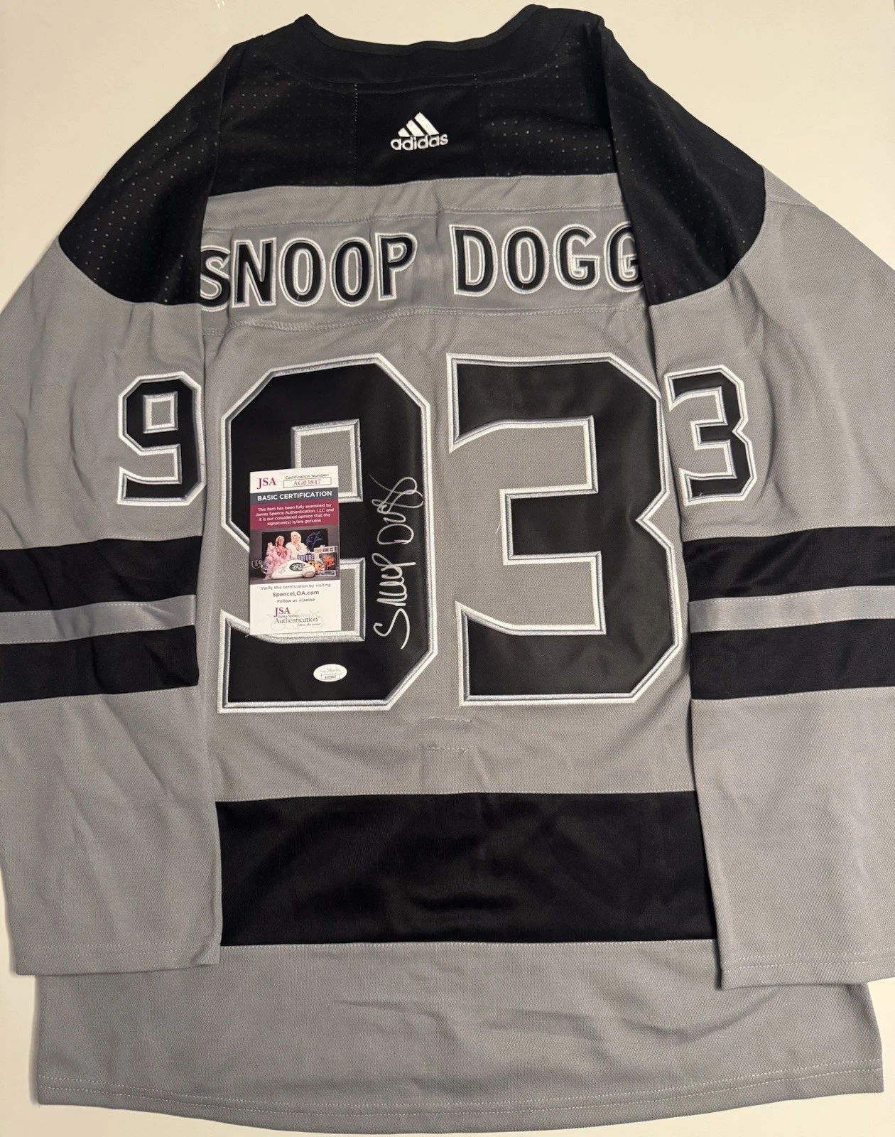 Snoop Dogg Los Angeles Kings Autographed #93 Jersey JSA COA