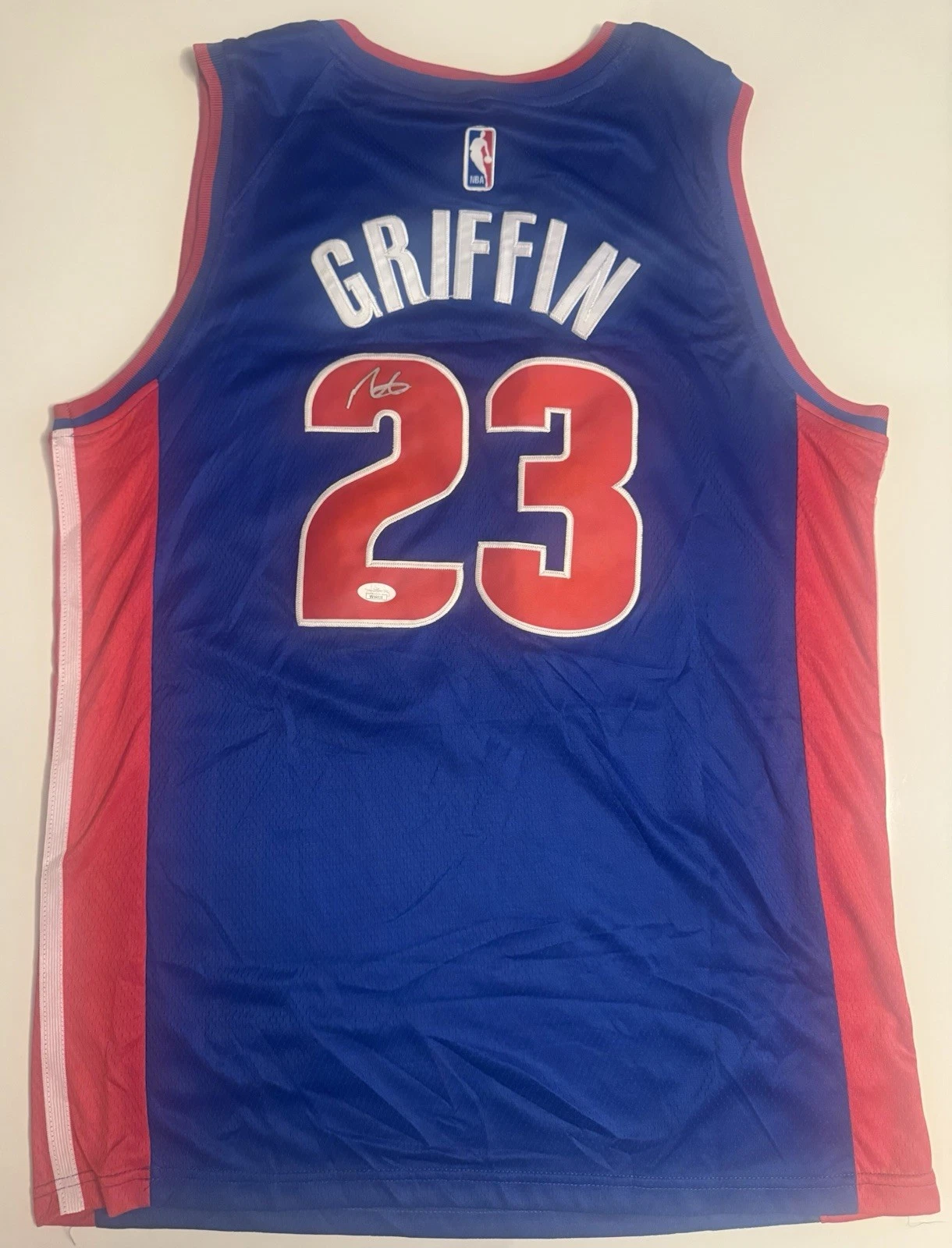 Blake Griffin Detroit Pistons Autographed Jersey JSA COA